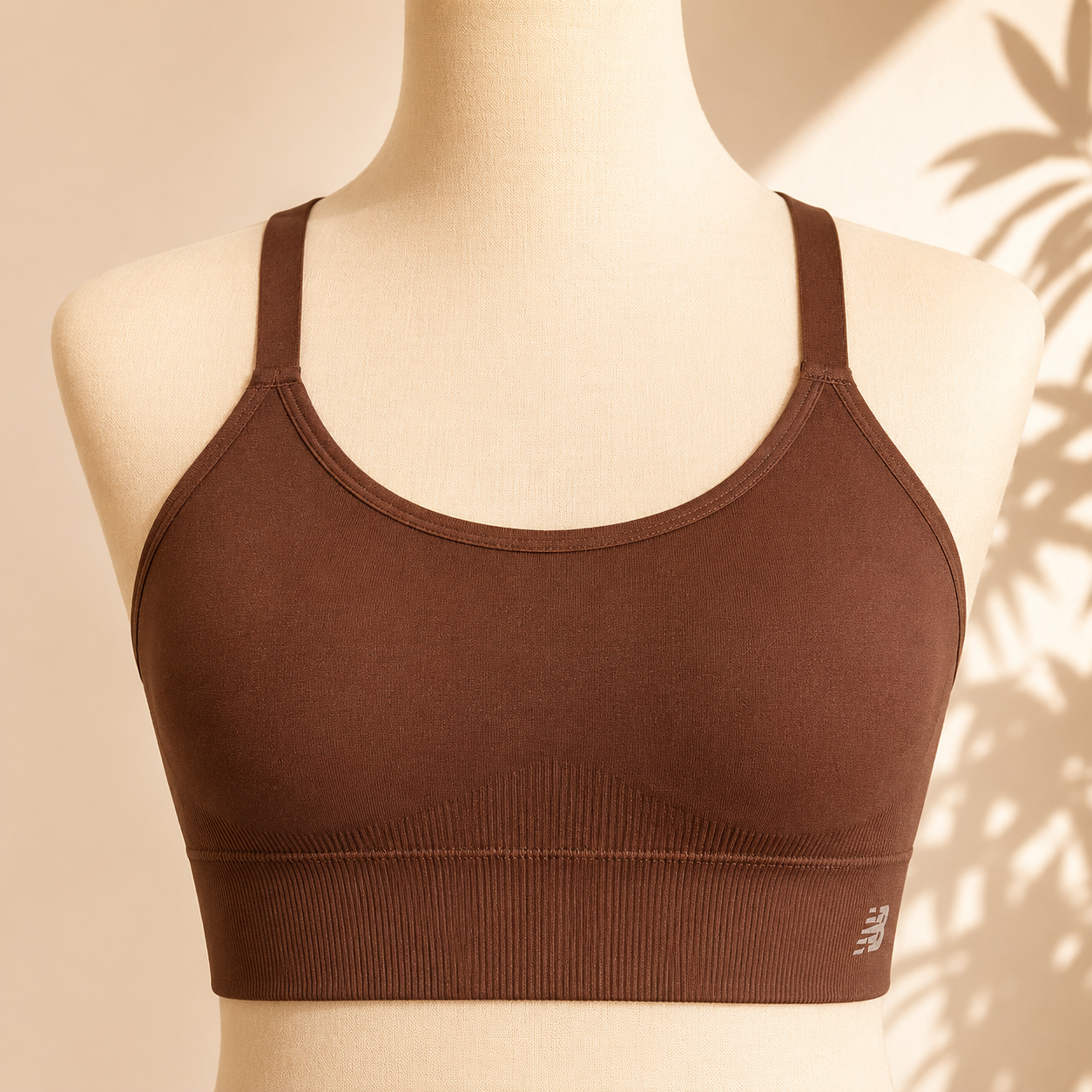 Conjunto de dos top deportivos New Balance