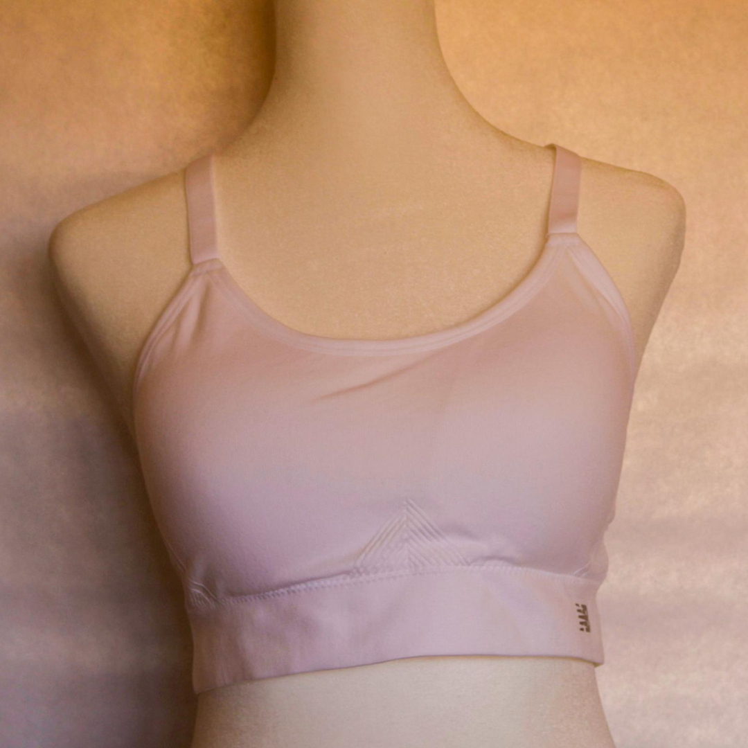 Conjunto de dos top deportivos New Balance